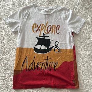 Burberry t-shirt size 12 / 152cm